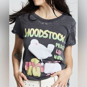 💫3/$49🩷NWOT Woodstock 1969 Recycled Karma T-Shirt Archived🩷